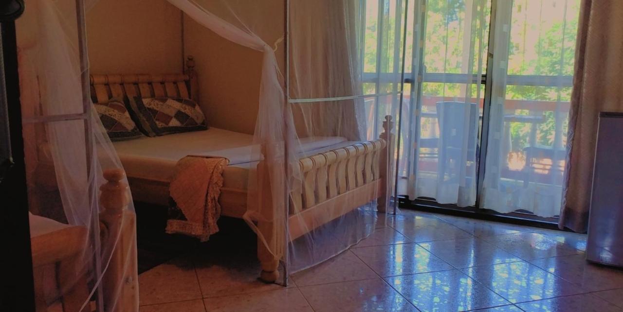 La Feve Beach Hotel And Safaris Uganda Entebbe Exterior foto